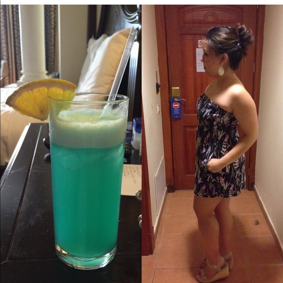 😍Summer Feather Pattern Dress😍 - Picture 2 of 3